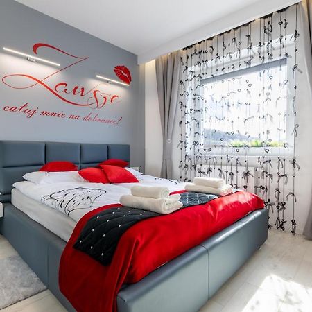 Leo Apartament Delux Ustrzyki Dolne Εξωτερικό φωτογραφία