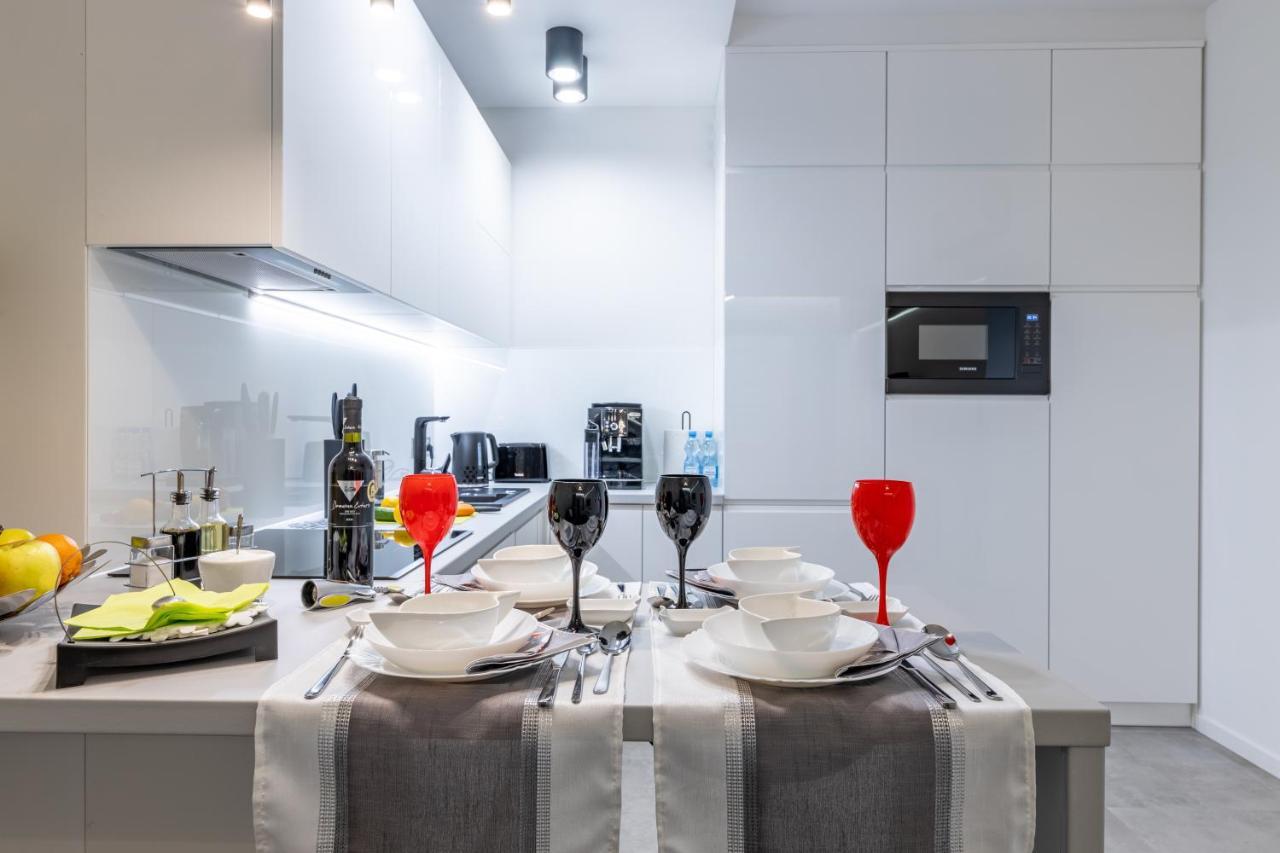 Leo Apartament Delux Ustrzyki Dolne Εξωτερικό φωτογραφία