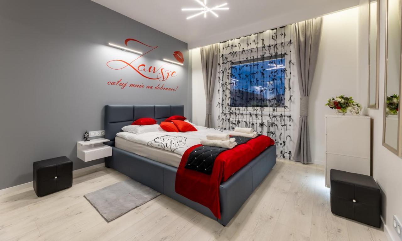 Leo Apartament Delux Ustrzyki Dolne Εξωτερικό φωτογραφία