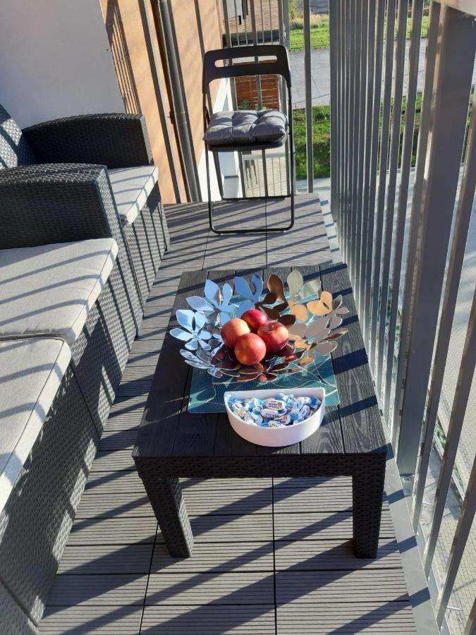 Leo Apartament Delux Ustrzyki Dolne Εξωτερικό φωτογραφία
